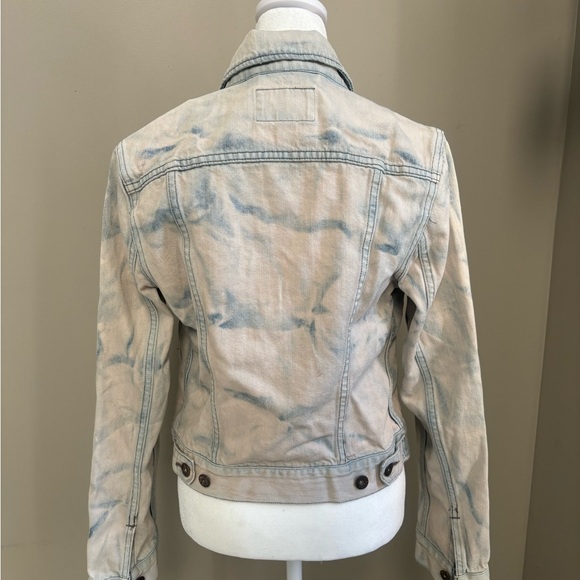 Upcycled Revived Retro Levi’s Jacket - Picture 4 of 4